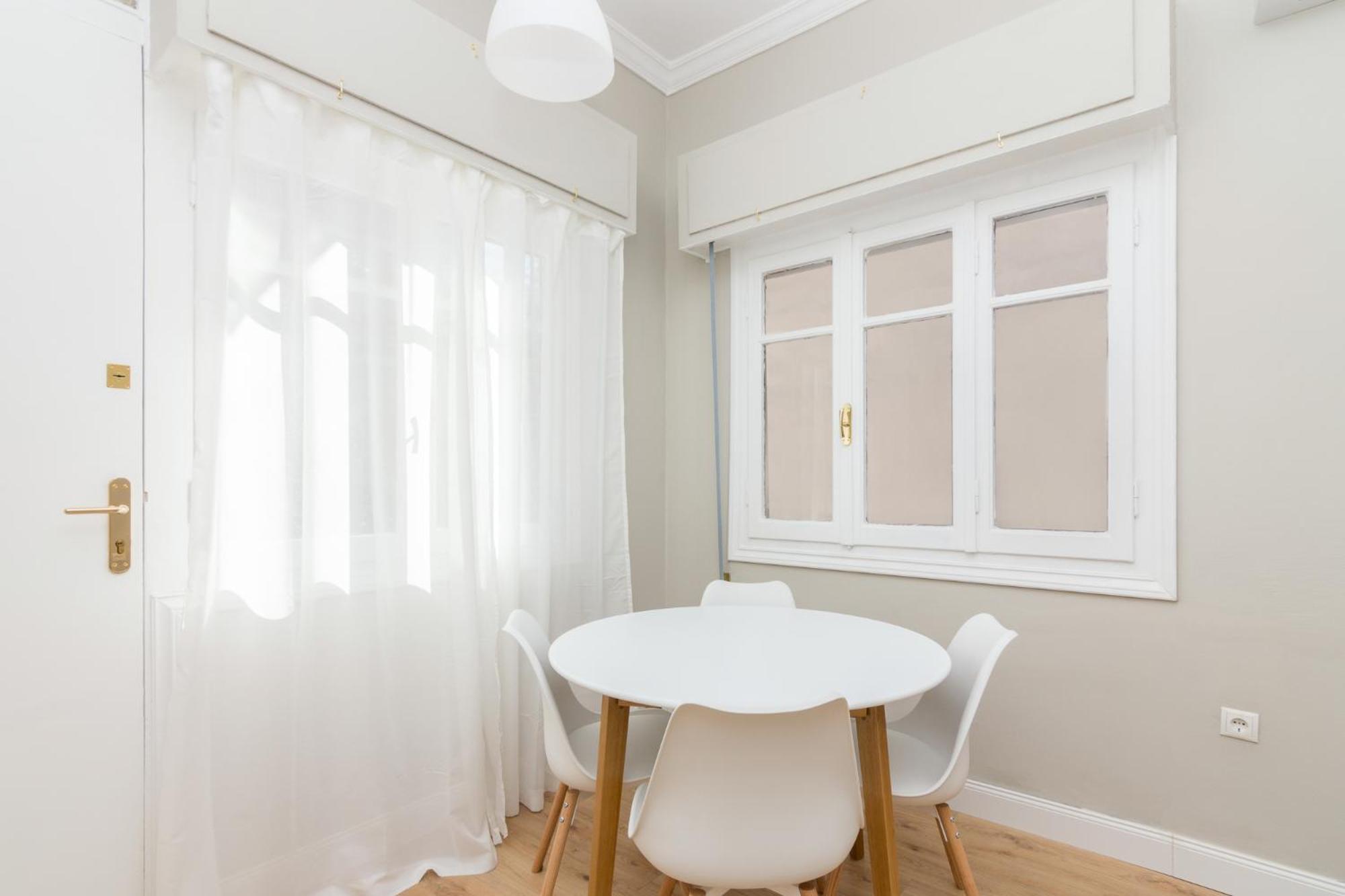 Apartamento Great House W/ Private Parking Atenas Exterior foto
