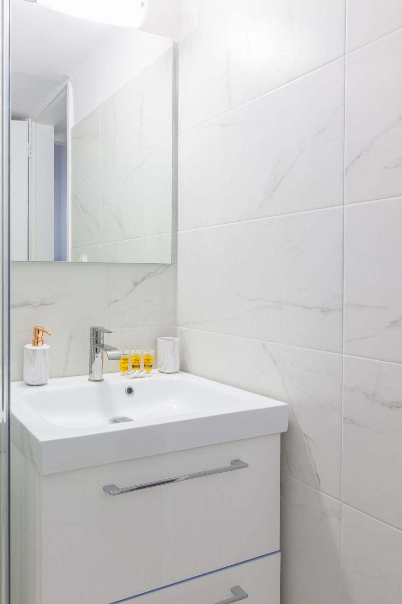Apartamento Great House W/ Private Parking Atenas Exterior foto